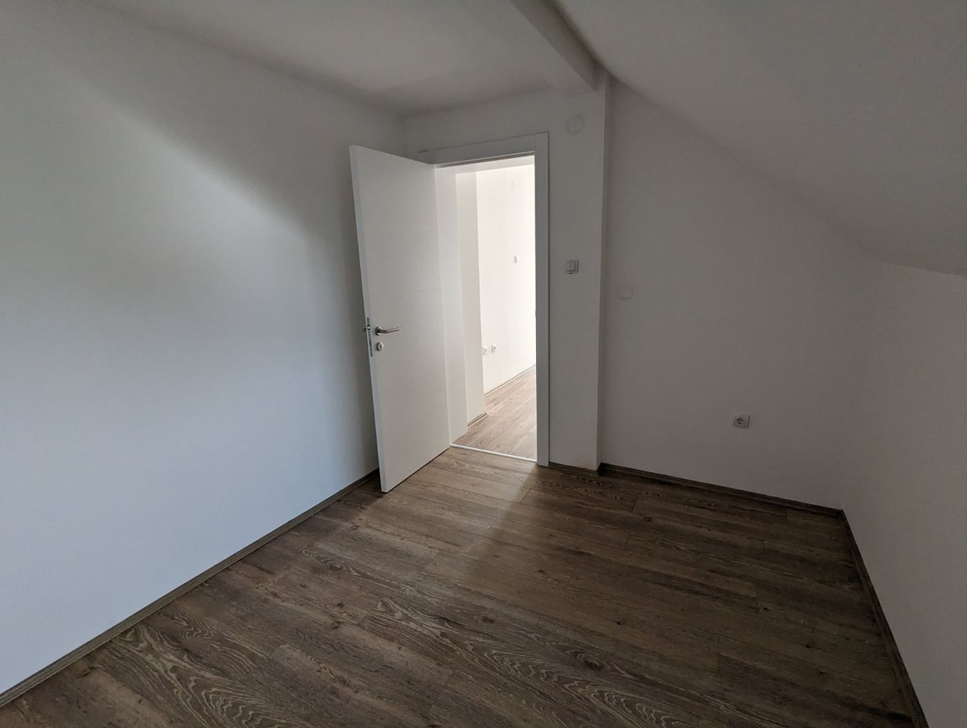 stan na prodaju Novi Sad 77m2 512285