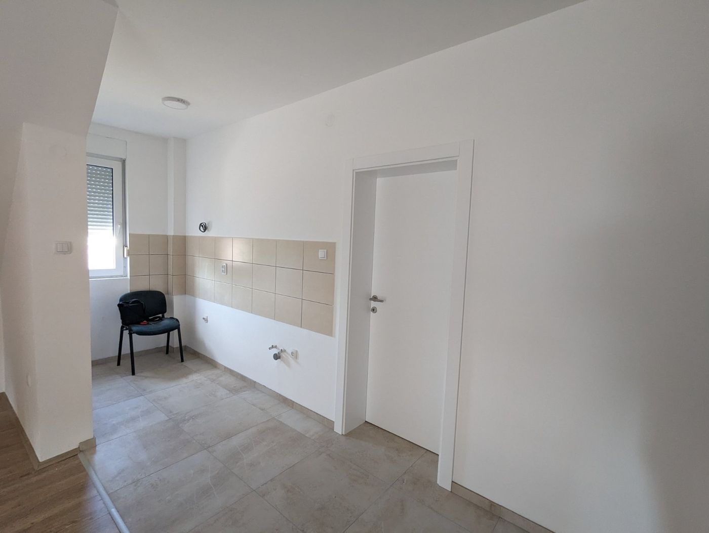 stan na prodaju Novi Sad 77m2 512285