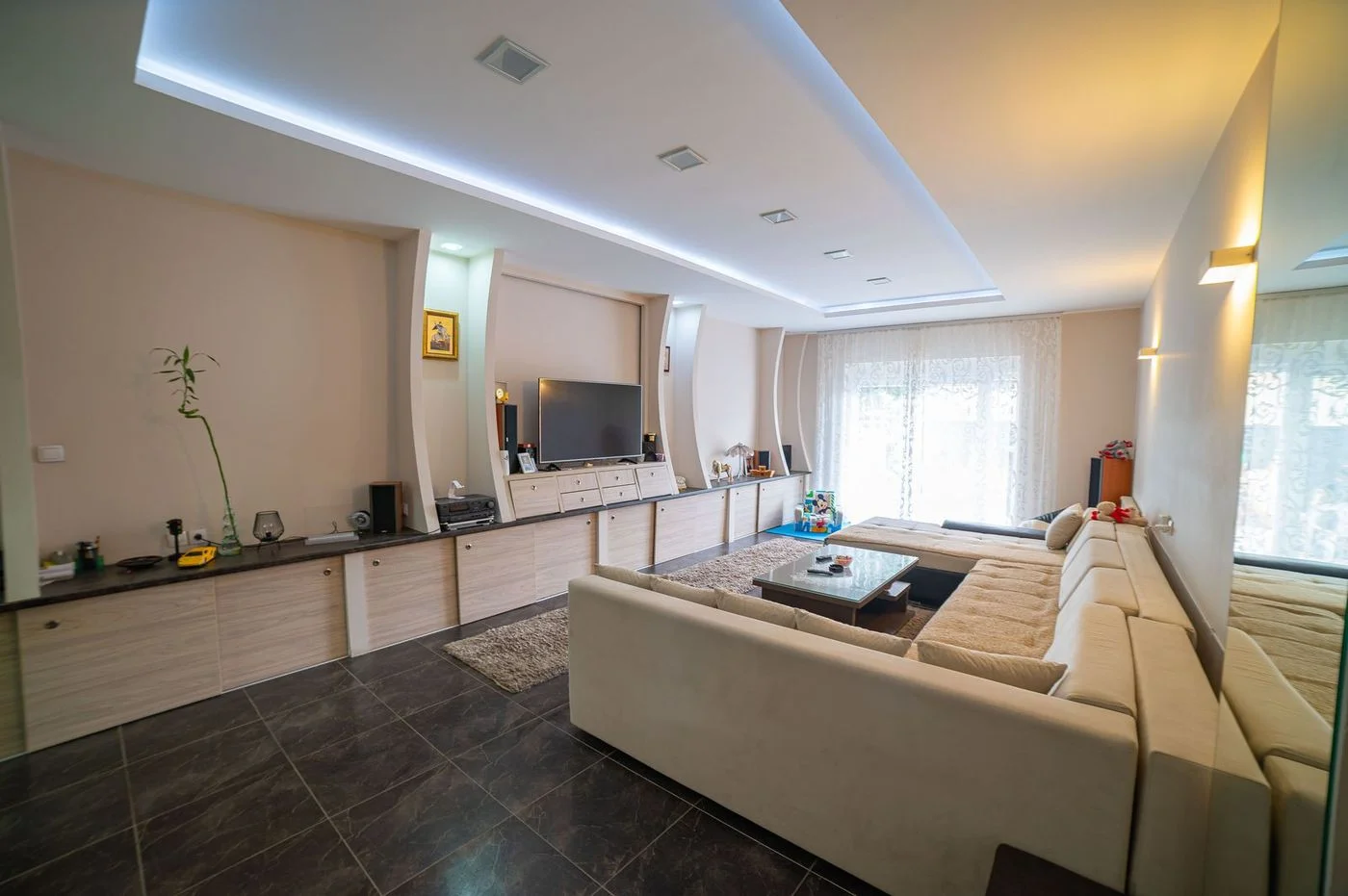 kuca na prodaju Novi Sad 351m2 512989