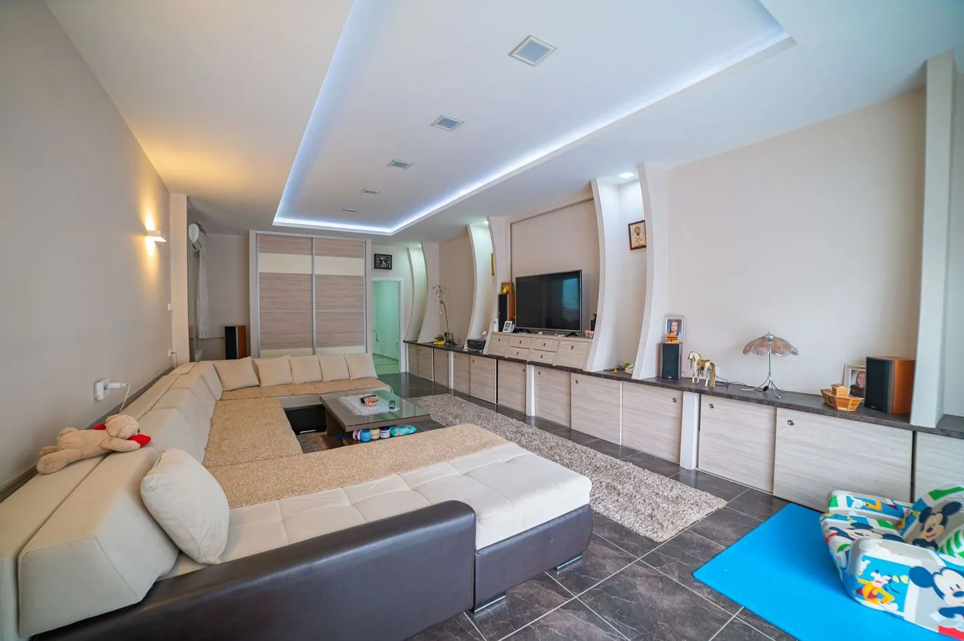 kuca na prodaju Novi Sad 351m2 512989