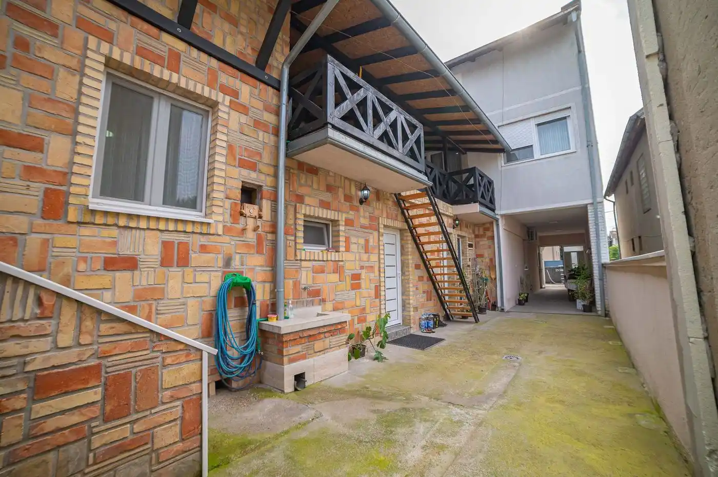 kuca na prodaju Novi Sad 351m2 512989