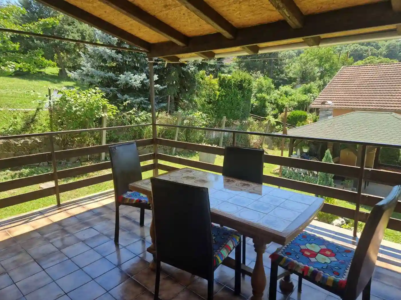 kuca na prodaju Ledinci, 98m2 513434