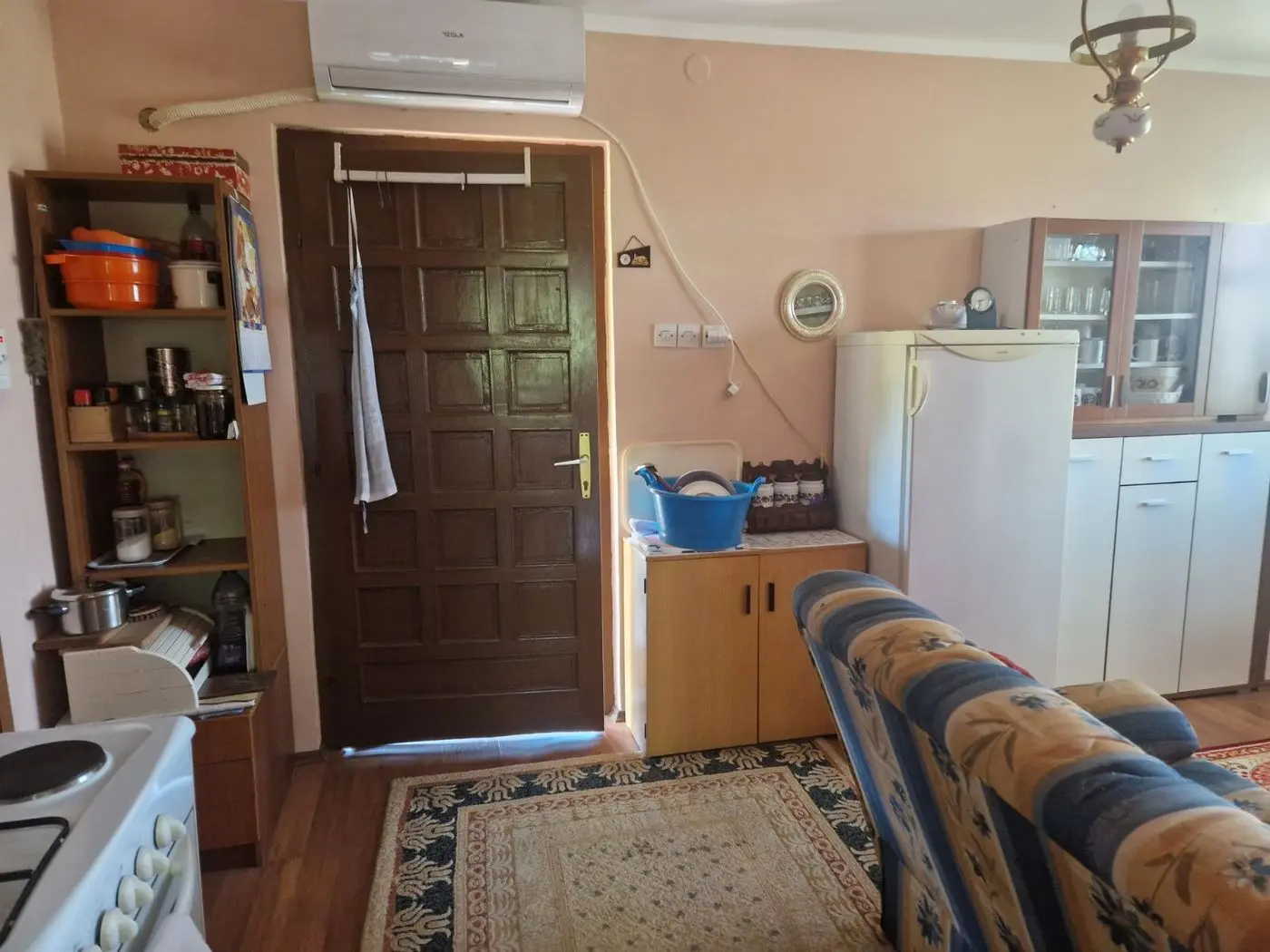 kuca na prodaju Ledinci 98m2 513434