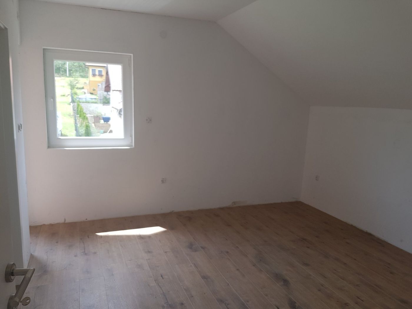 kuca na prodaju Sremski Karlovci 286m2 515373