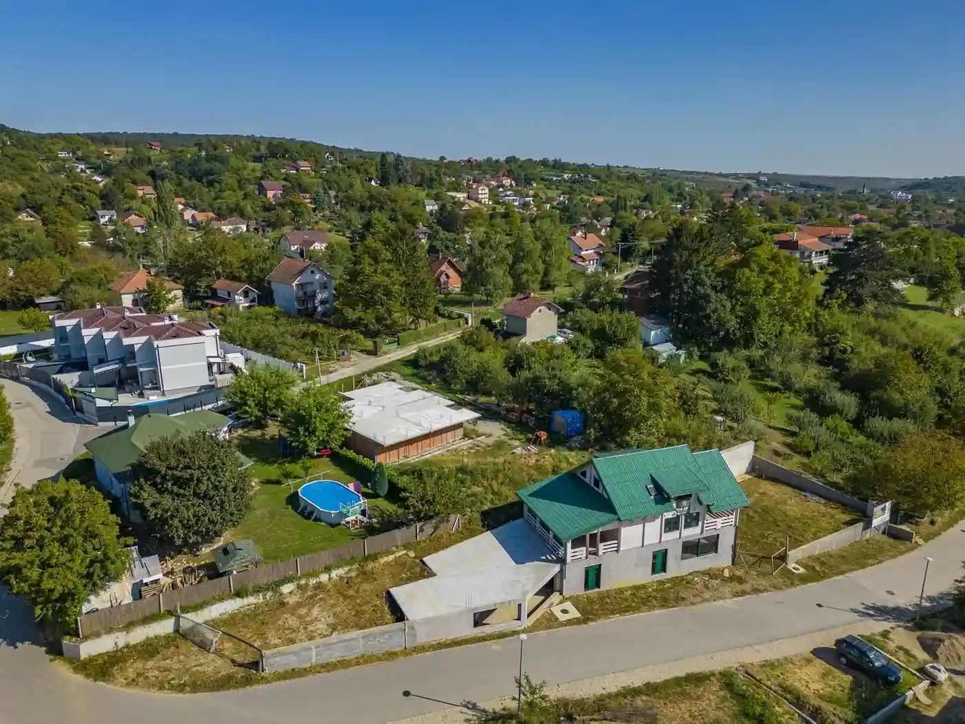 kuca na prodaju Vrdnik 470m2 573613