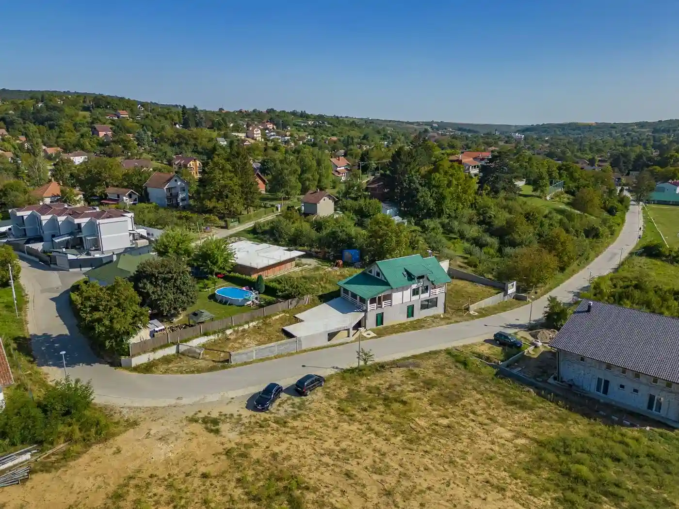 kuca na prodaju Vrdnik 470m2 573613
