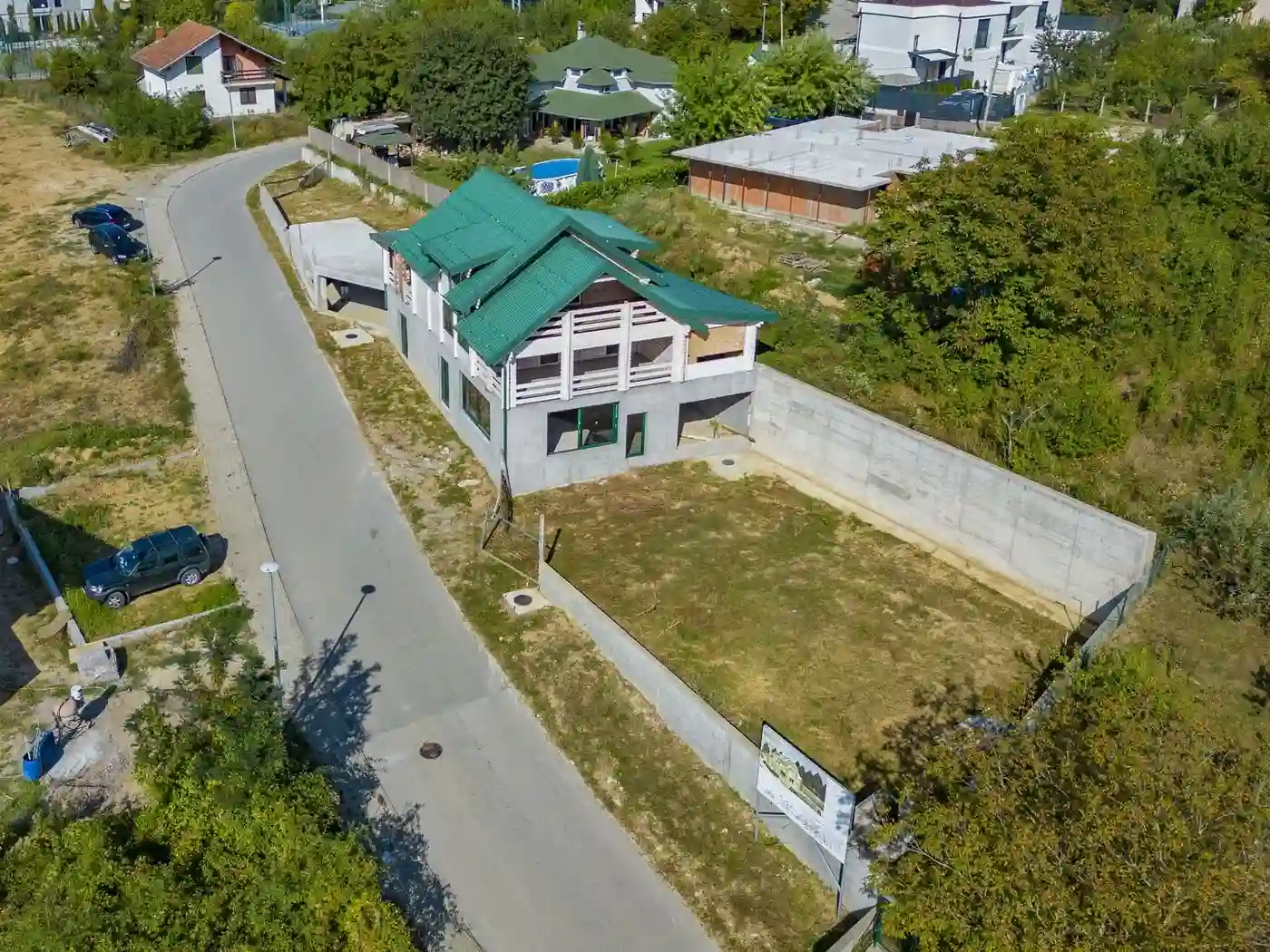 kuca na prodaju Vrdnik 470m2 573613