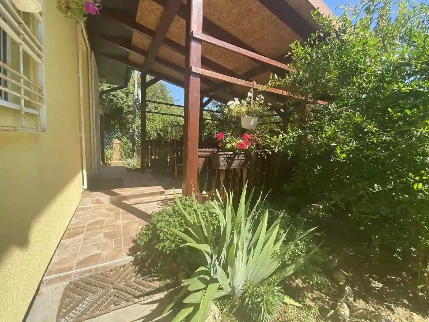 kuca na prodaju Čortanovci 144m2 516693