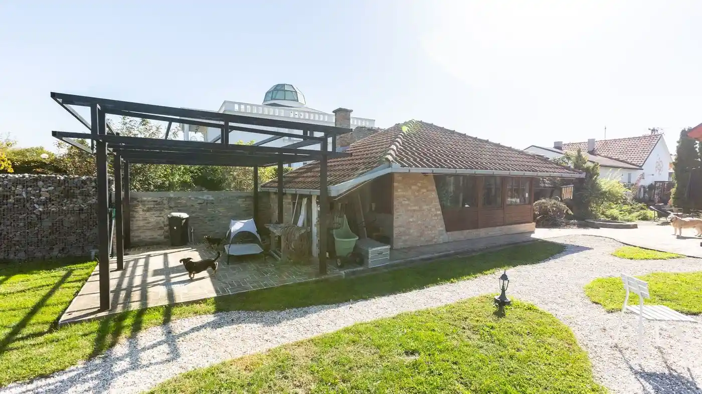 kuca na prodaju Novi Sad 226m2 517579