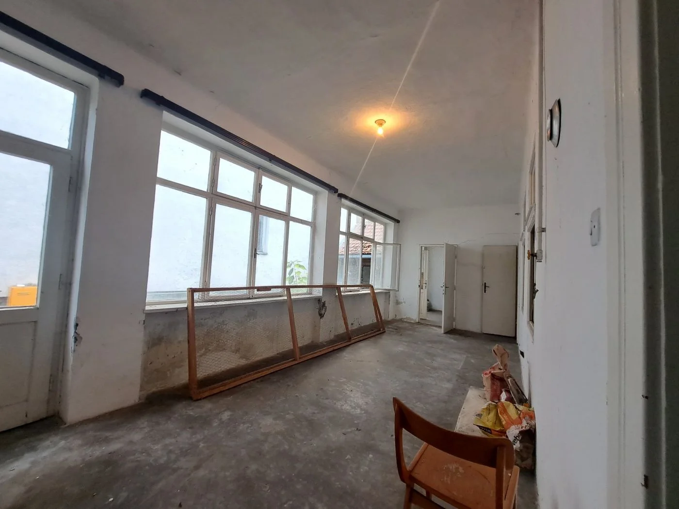 kuca na prodaju Sremska Kamenica 196m2 518763