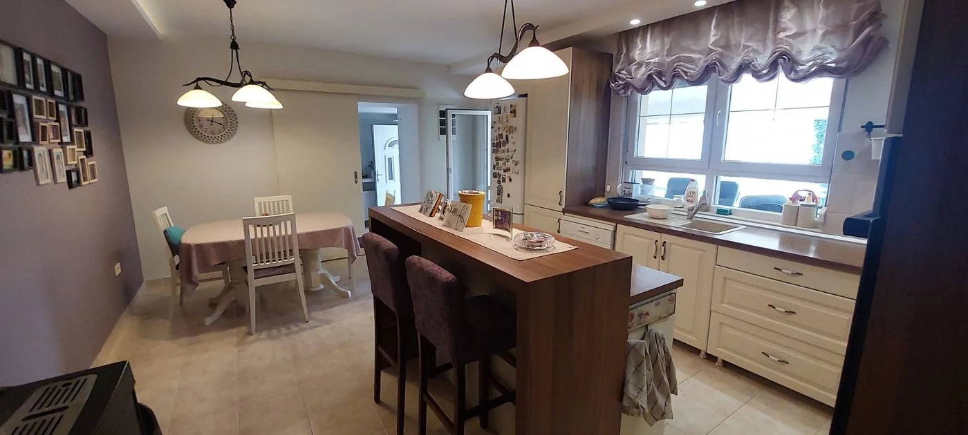 kuca na prodaju Novi Sad 650m2 518942