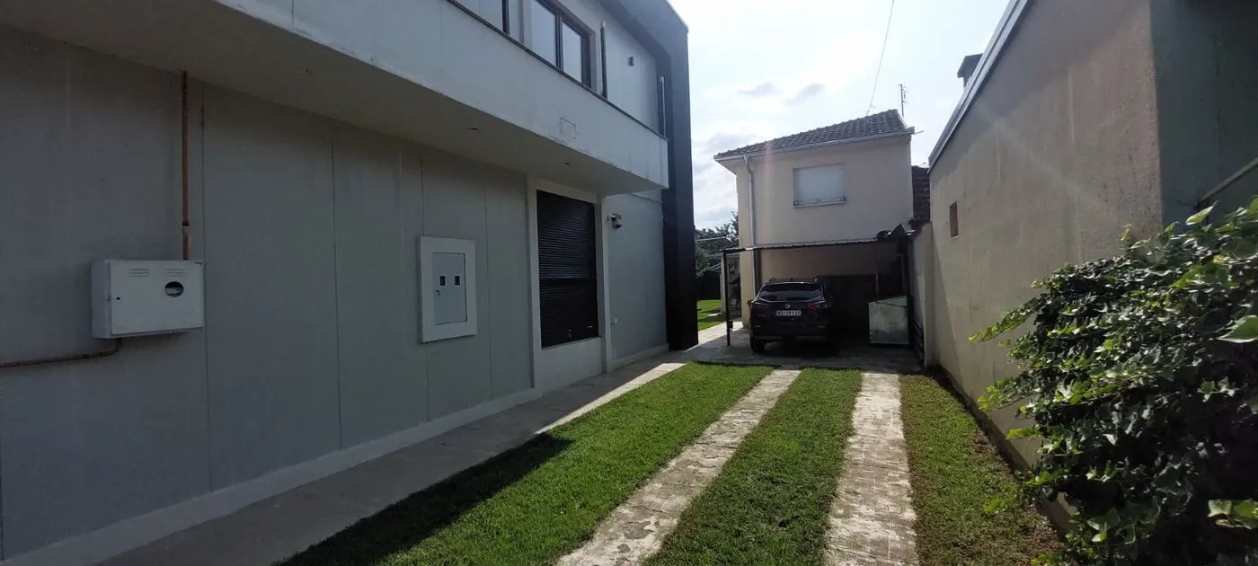 kuca na prodaju Novi Sad 650m2 518942