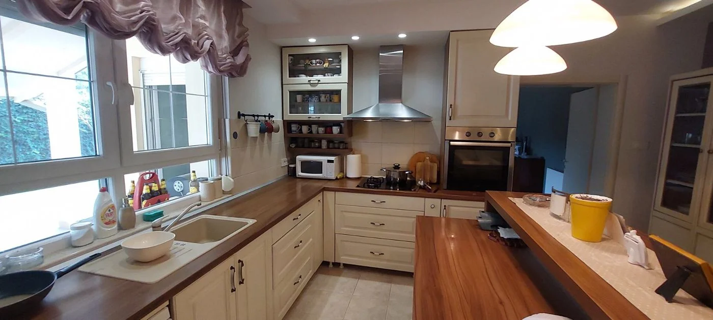 kuca na prodaju Novi Sad 650m2 518942