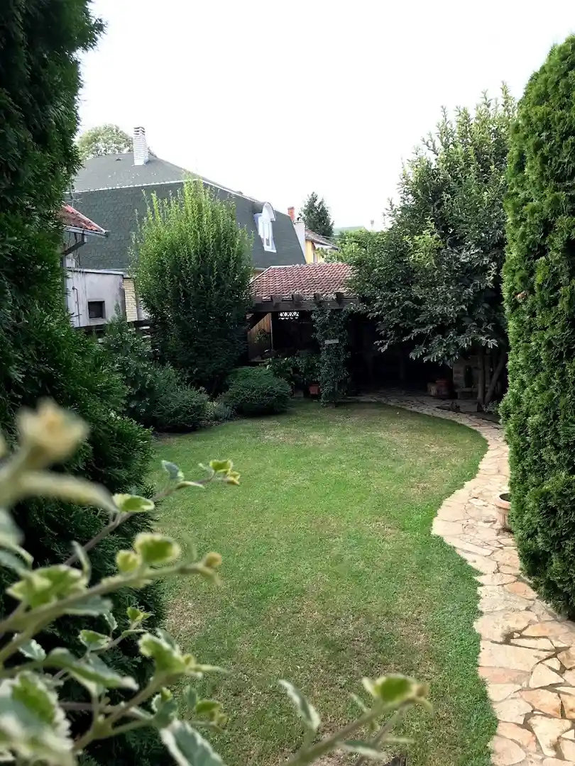 kuca na prodaju Veternik 270m2 520089