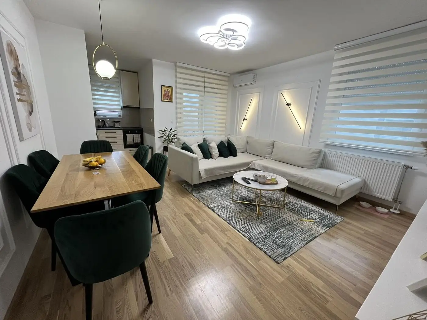 stan na prodaju Novi Sad, 90m2 520995