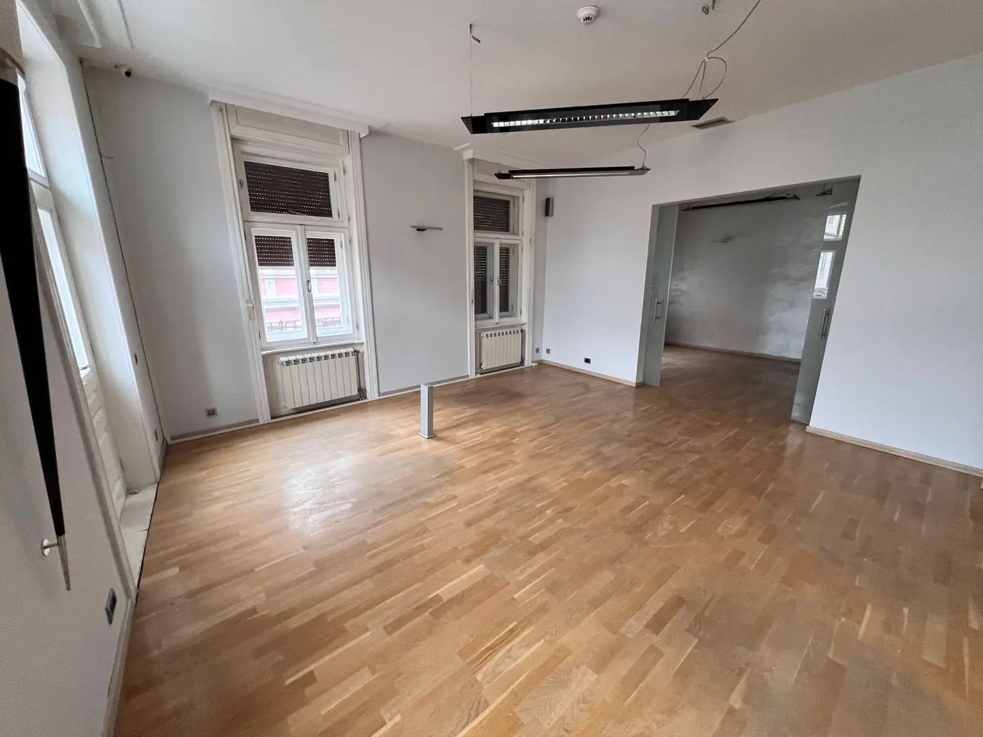lokal na prodaju Novi Sad 400m2 521362
