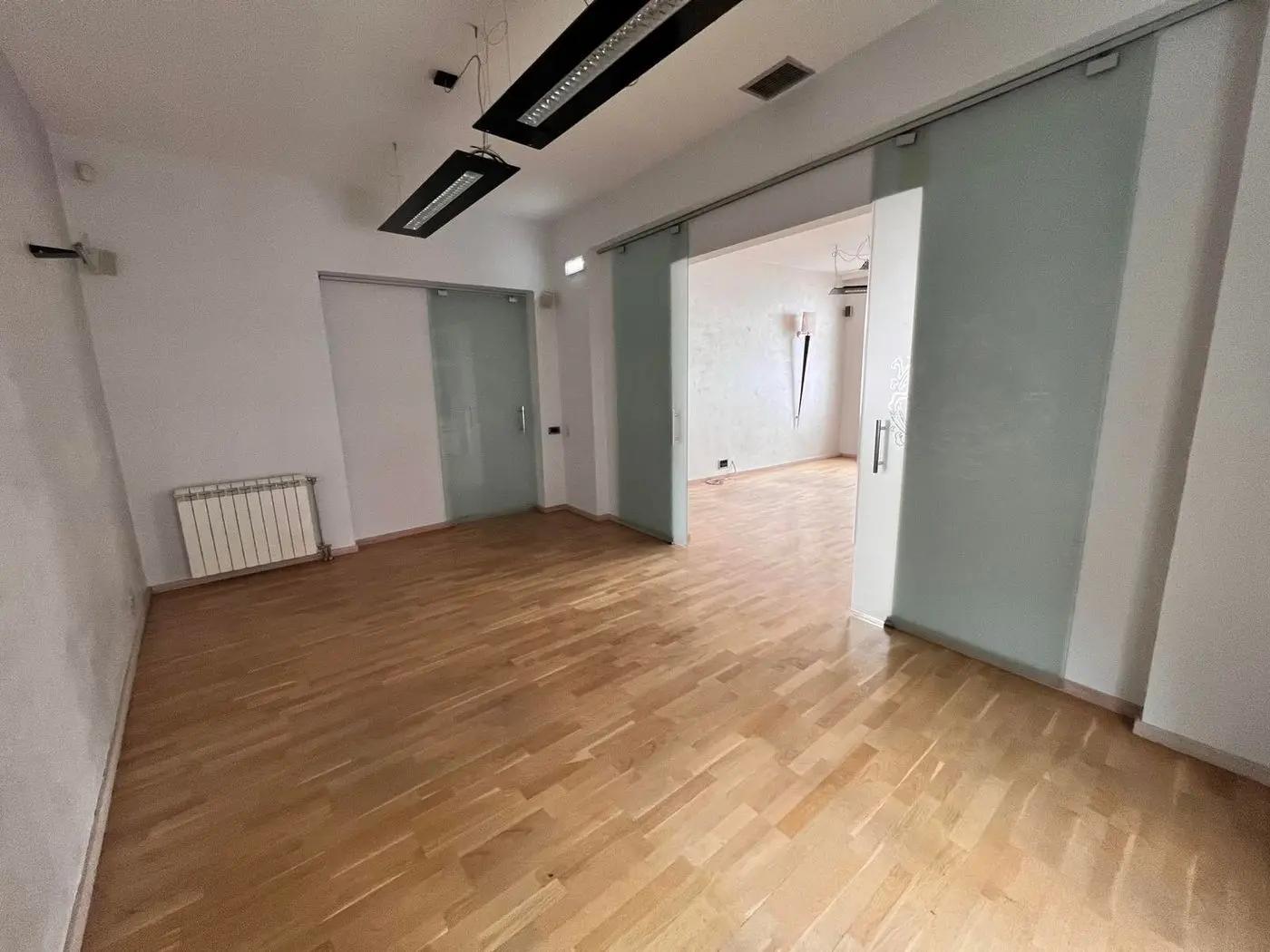 lokal na prodaju Novi Sad 400m2 521362