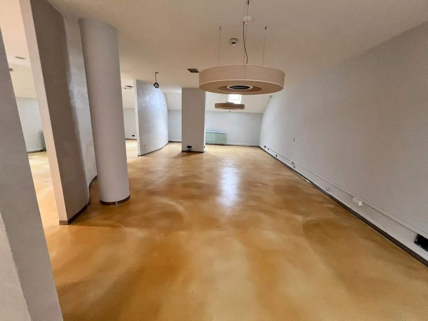 lokal na prodaju Novi Sad 400m2 521362