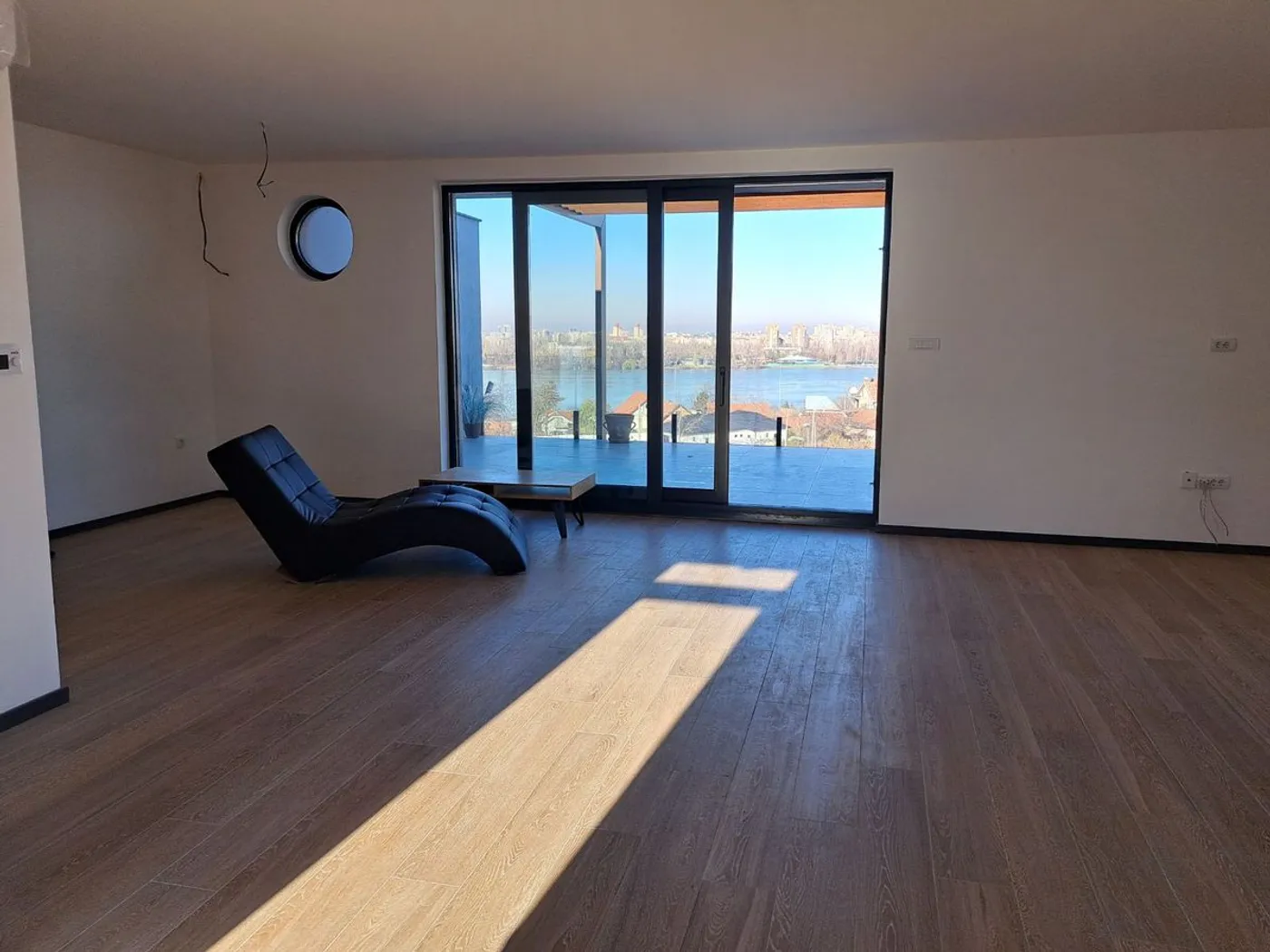 stan na prodaju Sremska Kamenica 151m2 521549