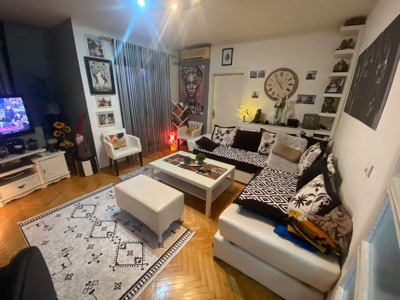 stan na prodaju Novi Sad, 85m2 522326