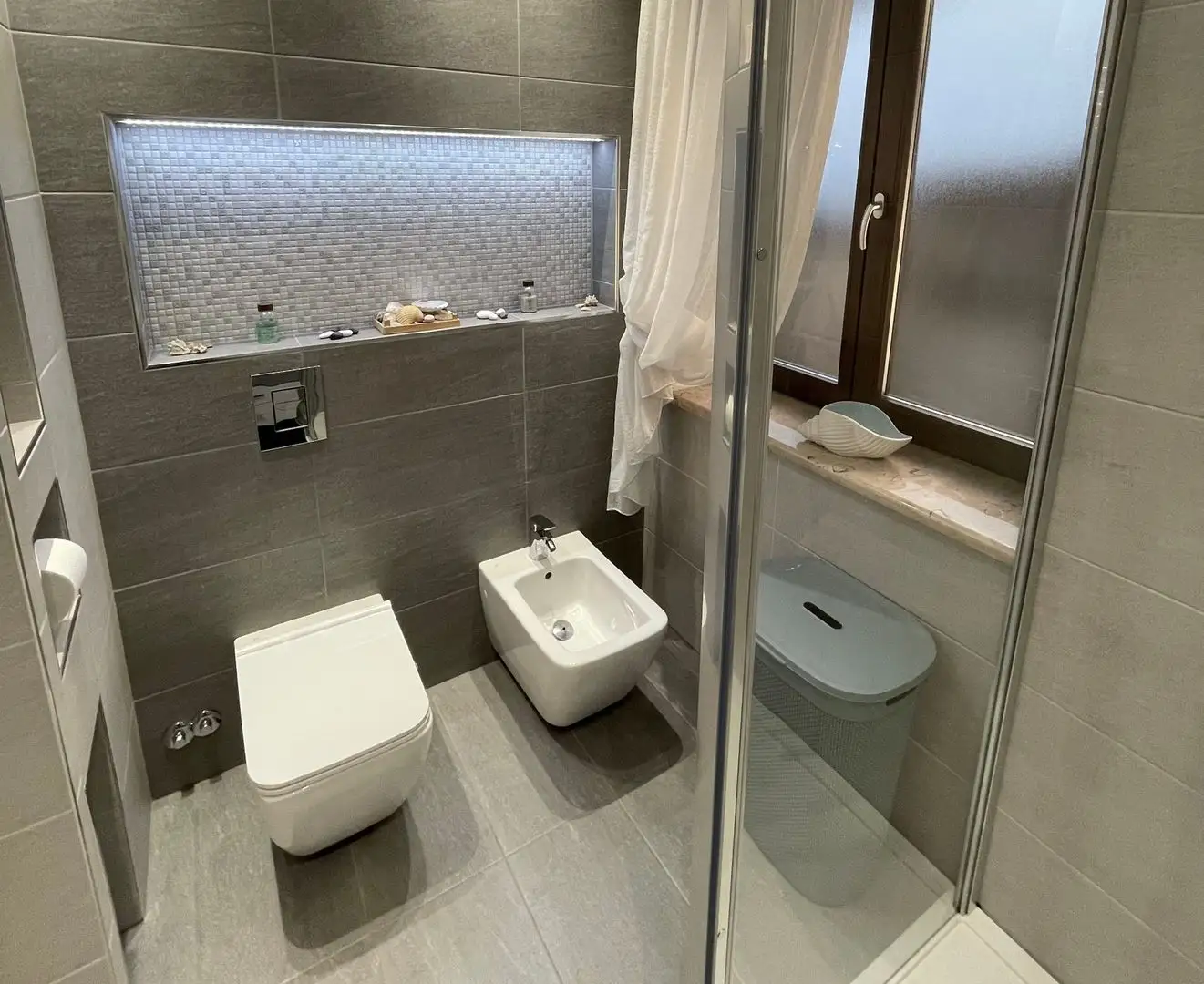 kuca na prodaju Veternik 270m2 520089