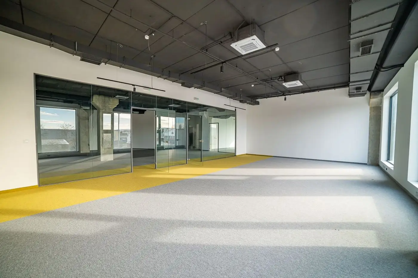 lokal na prodaju Novi Sad 2060m2 522068