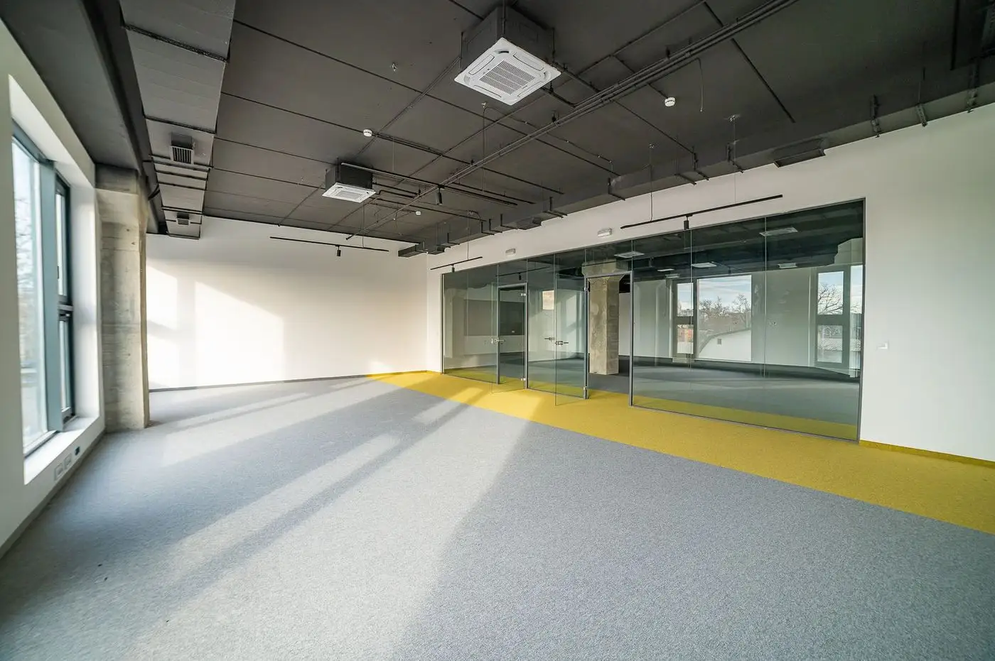 lokal na prodaju Novi Sad 2060m2 522068