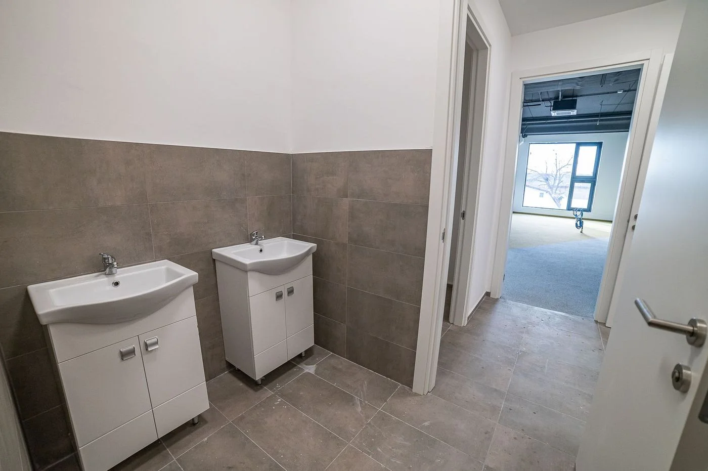 lokal na prodaju Novi Sad 2060m2 522068