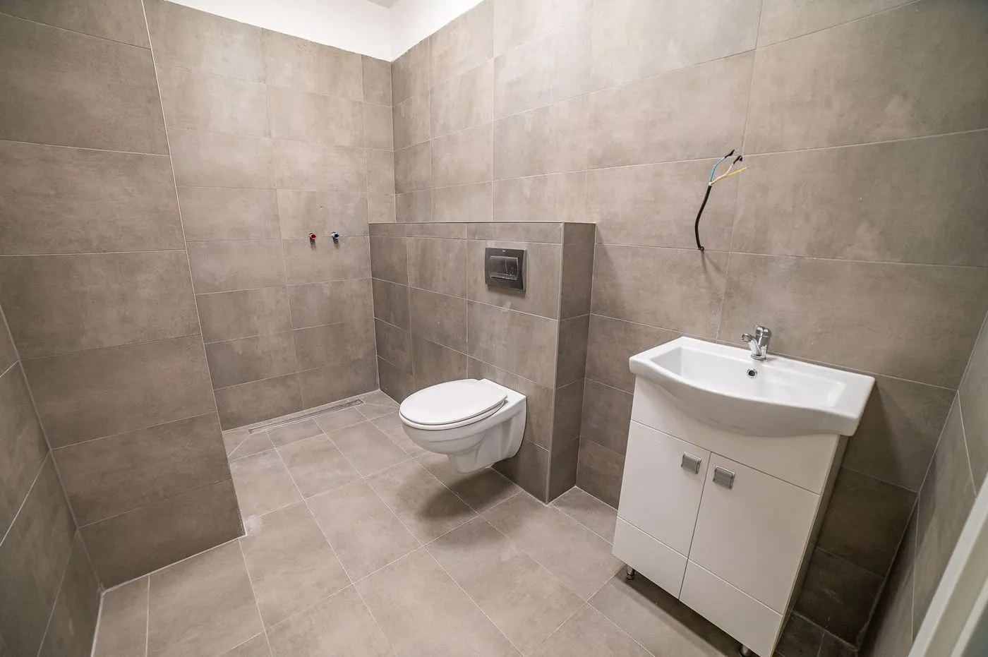 lokal na prodaju Novi Sad 2060m2 522068