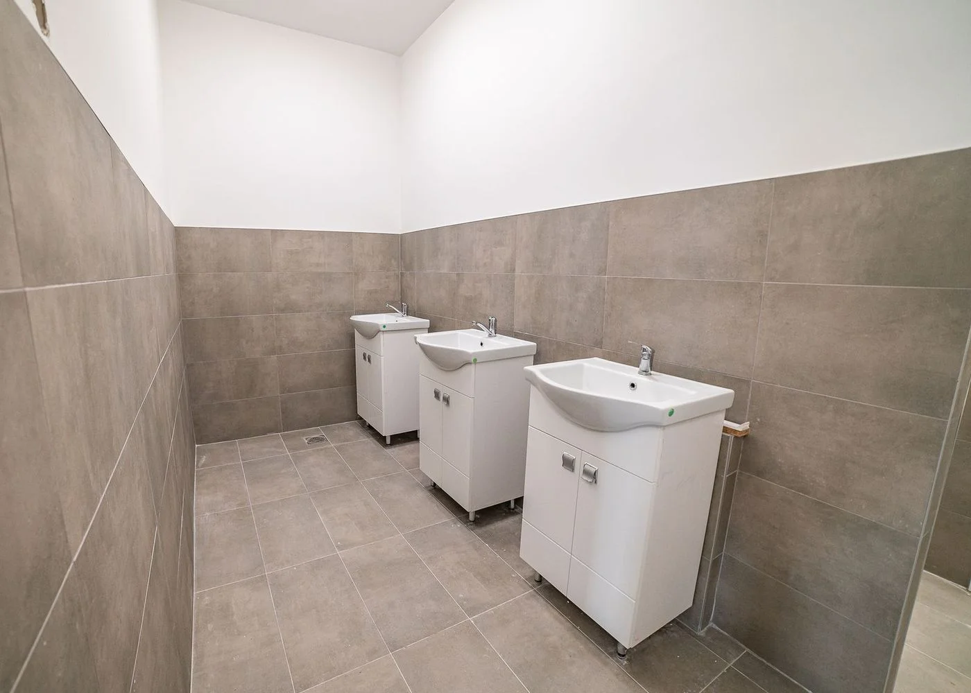 lokal na prodaju Novi Sad 2060m2 522068