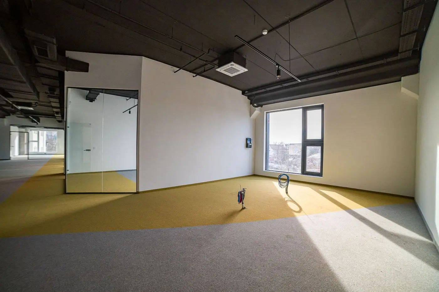 lokal na prodaju Novi Sad 2060m2 522068