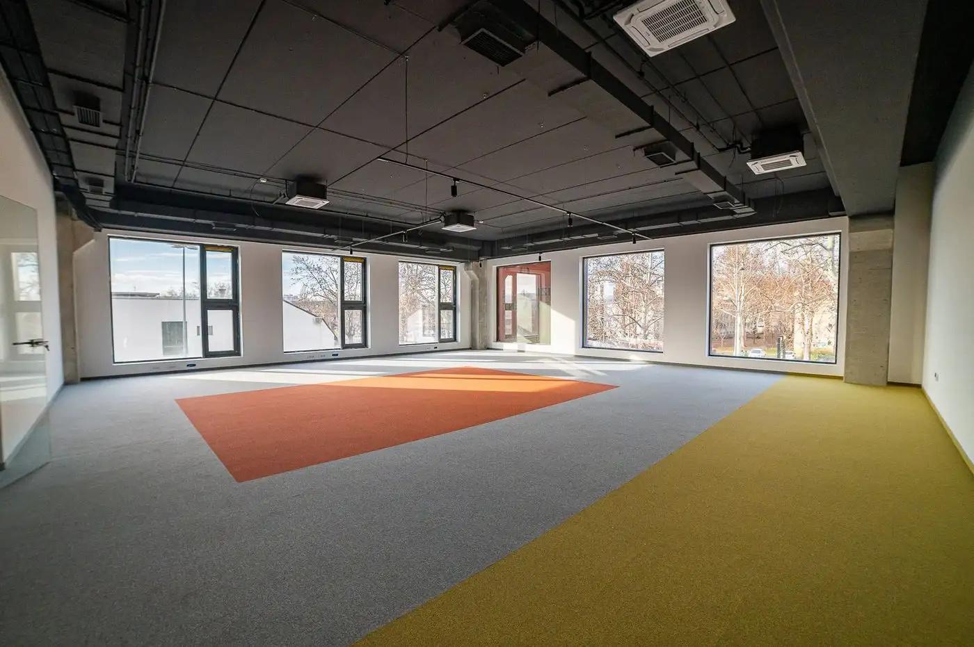 lokal na prodaju Novi Sad 2060m2 522068