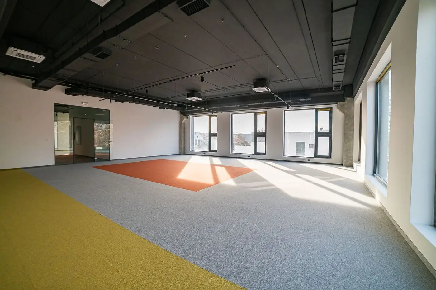 lokal na prodaju Novi Sad 2060m2 522068