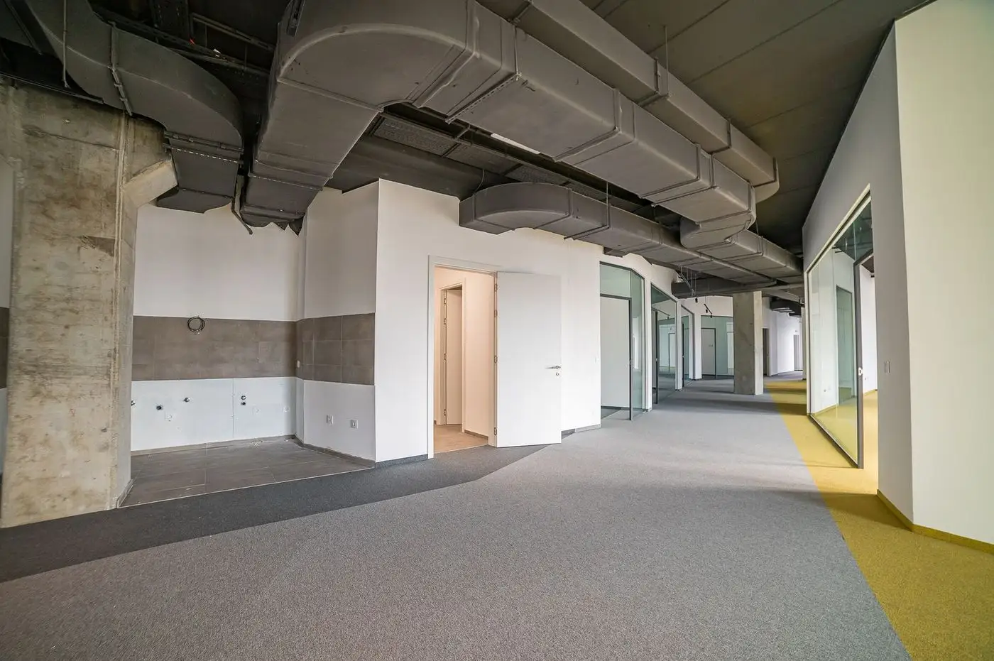 lokal na prodaju Novi Sad 2060m2 522068