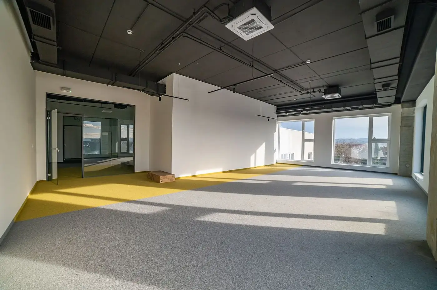 lokal na prodaju Novi Sad 2060m2 522068