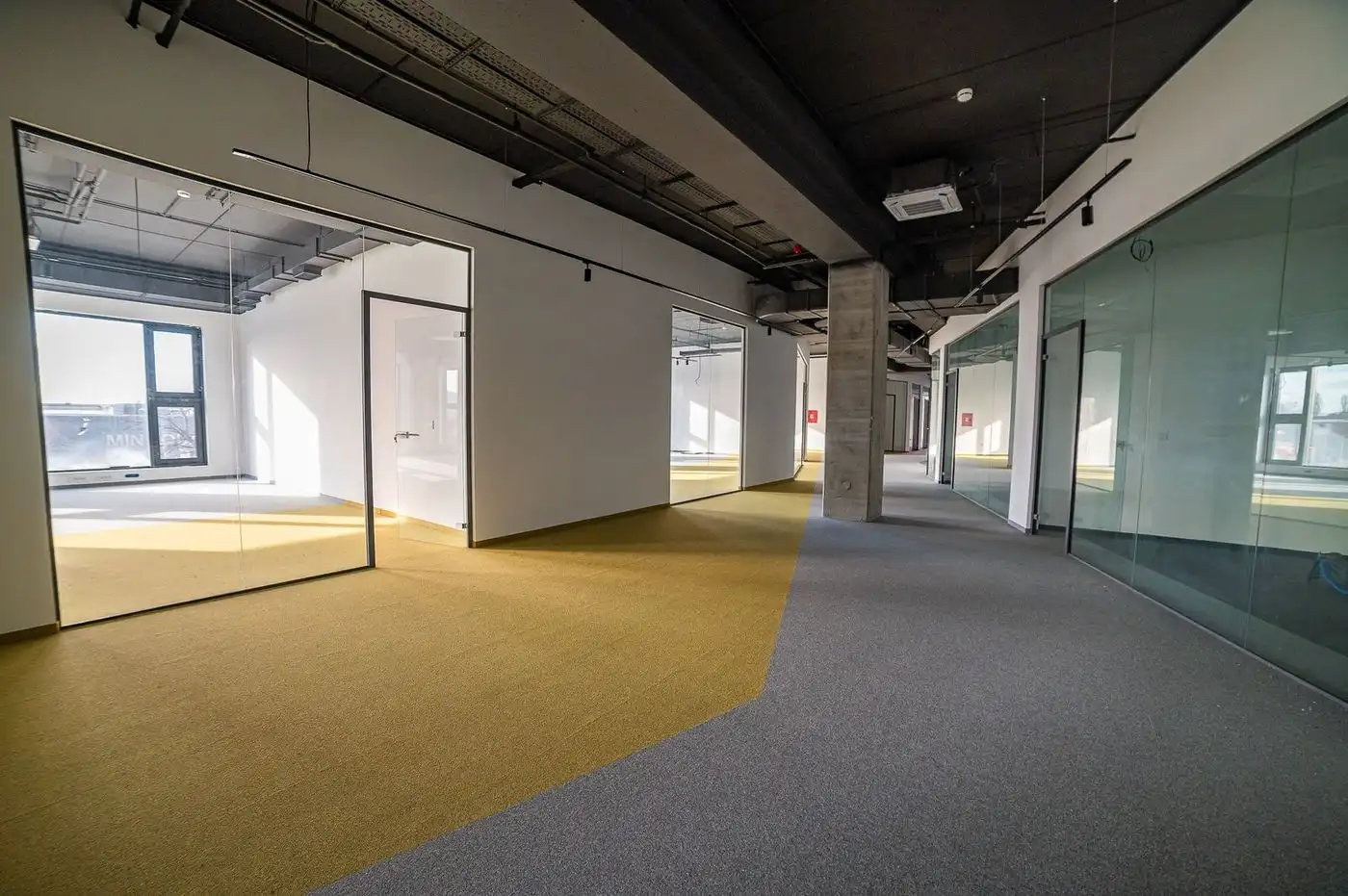 lokal na prodaju Novi Sad 2060m2 522068