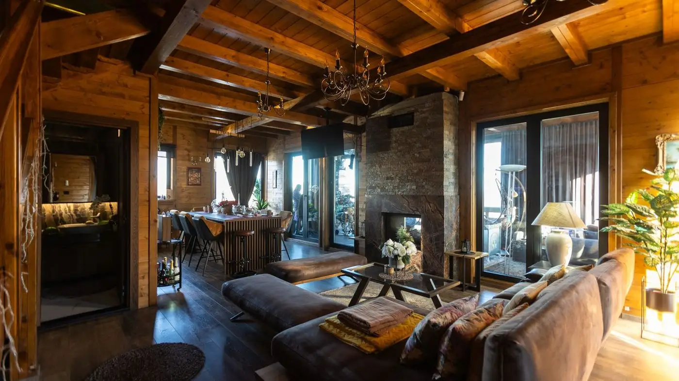 kuca na prodaju Sremska Kamenica, 250m2 549723