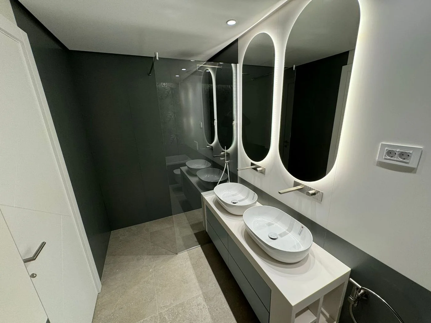 stan na prodaju Novi Sad 168m2 520294
