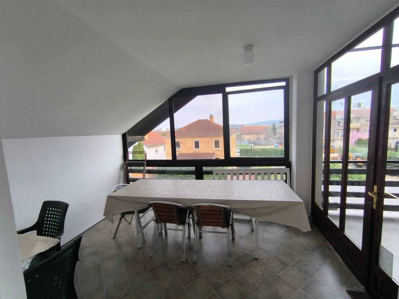 kuca na prodaju Novi Sad 360m2 525047