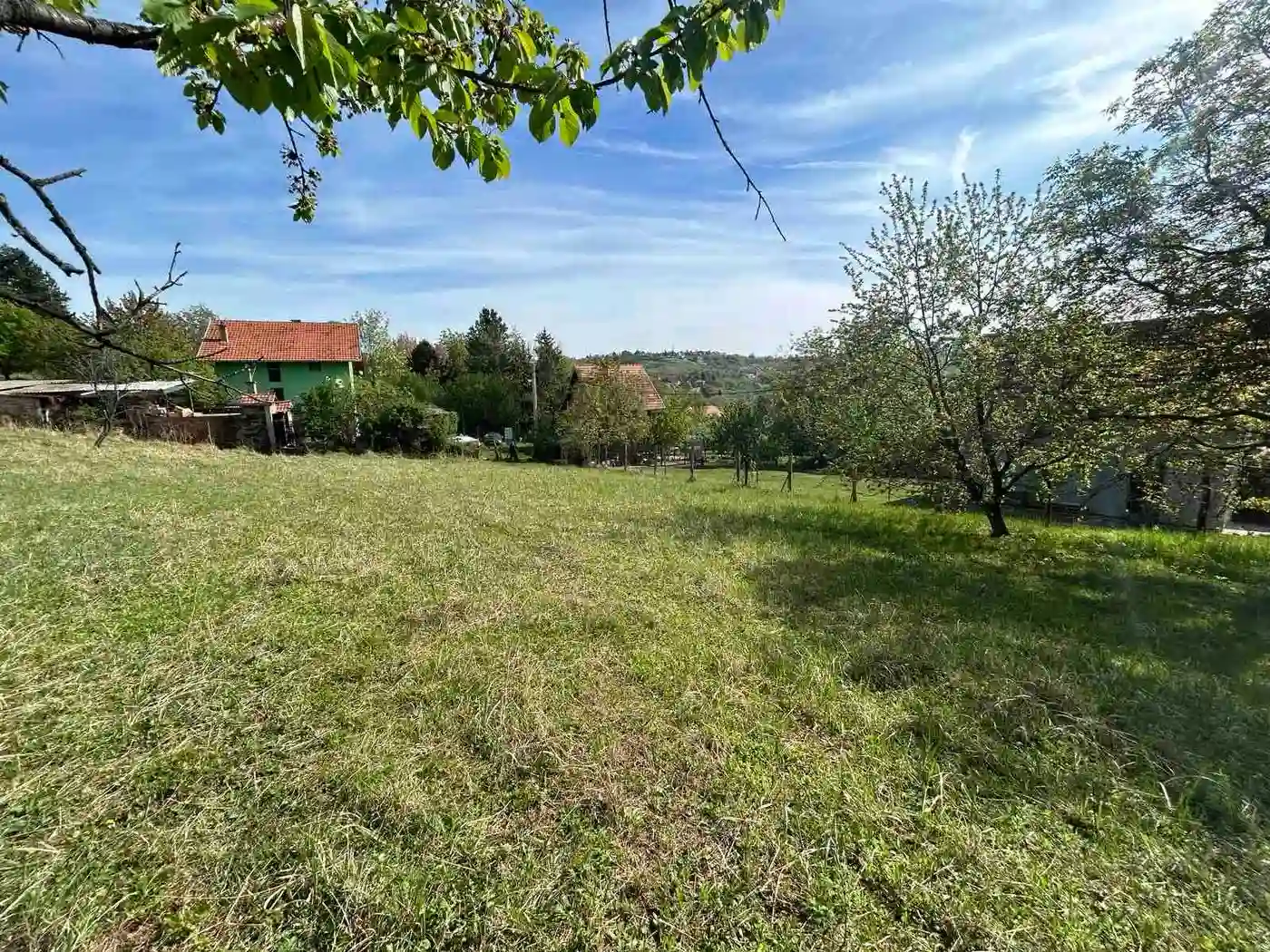 plac na prodaju Sremska Kamenica 800m2 574185