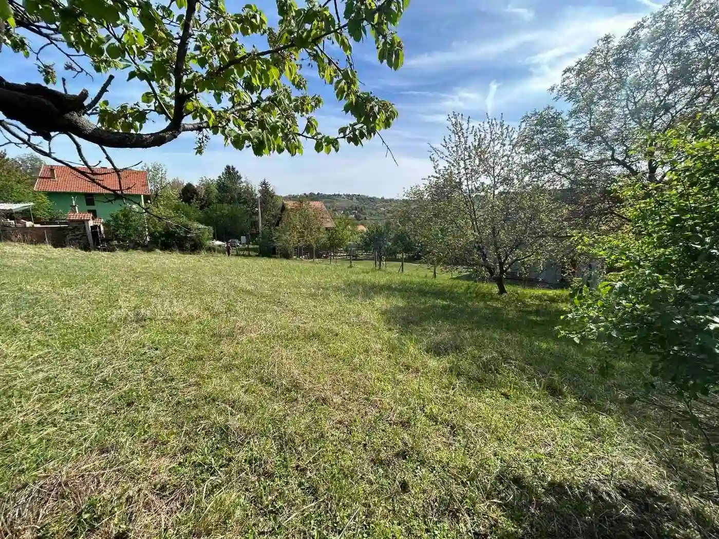 plac na prodaju Sremska Kamenica 800m2 574185