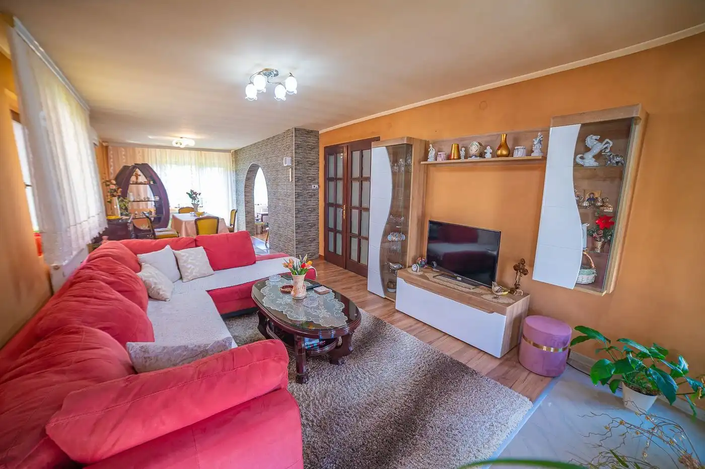 kuca na prodaju Veternik 162m2 567910