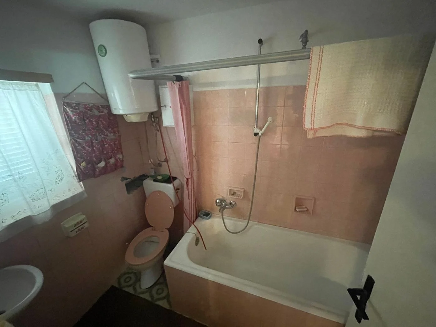 kuca na prodaju Čortanovci 44m2 563123