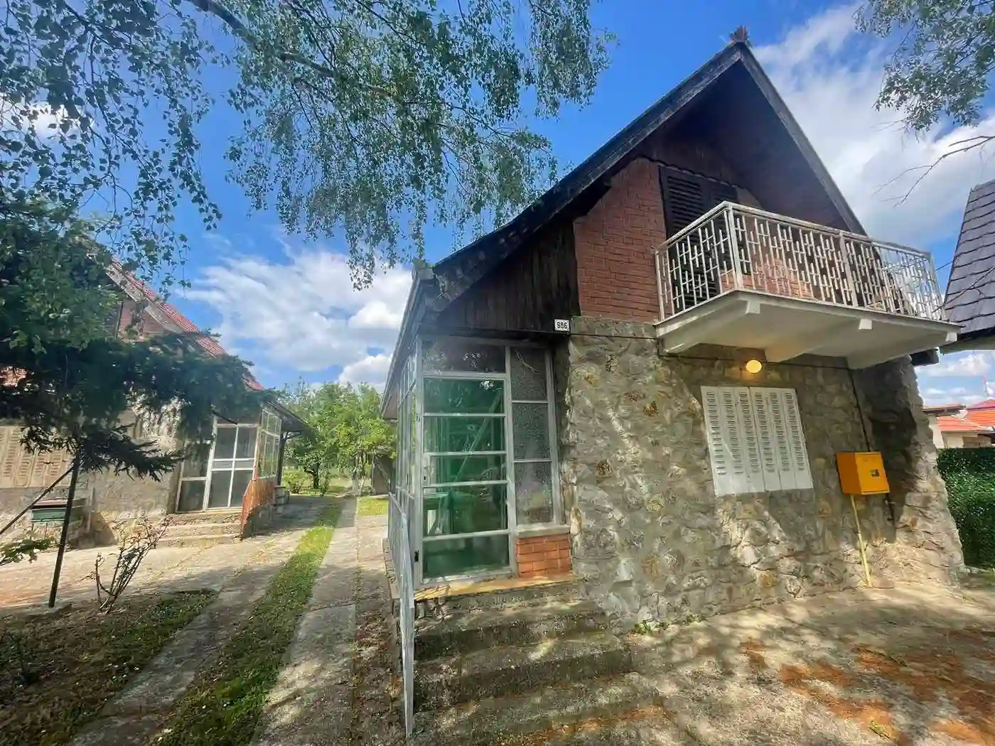 kuca na prodaju Čortanovci 44m2 563123