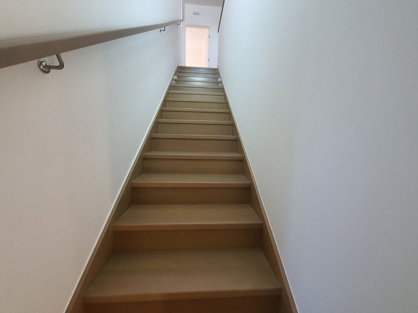 kuca na prodaju Sremska Kamenica 244m2 529812