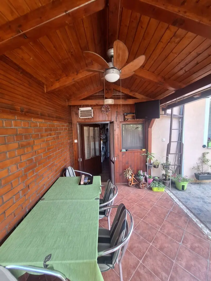 kuca na prodaju Novi Sad 177m2 530068
