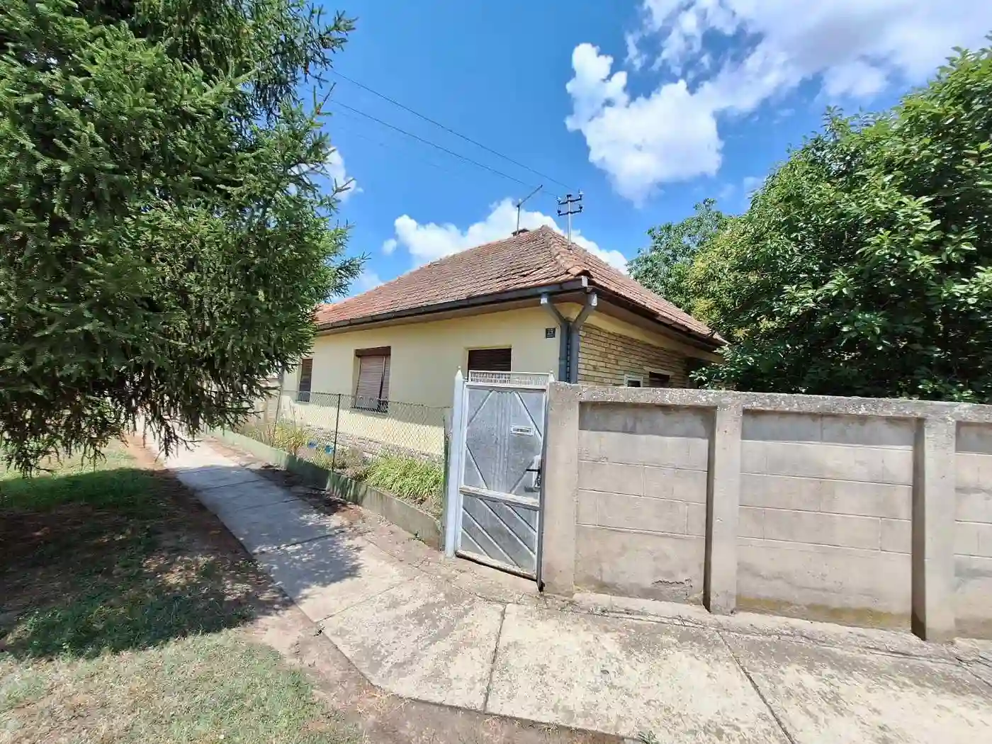 kuca na prodaju Zmajevo 91m2 530595