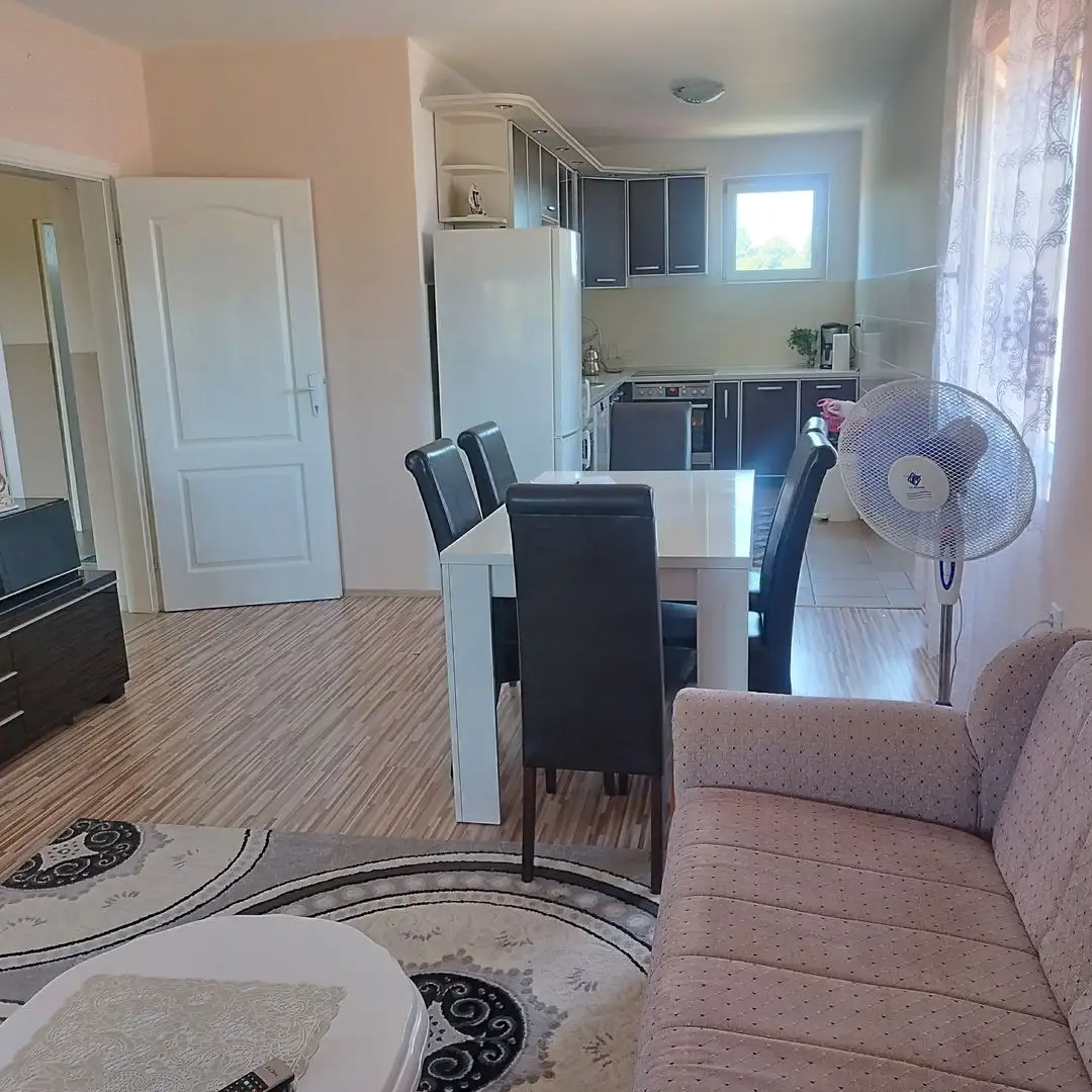 kuca na prodaju Novi Sad 370m2 531486