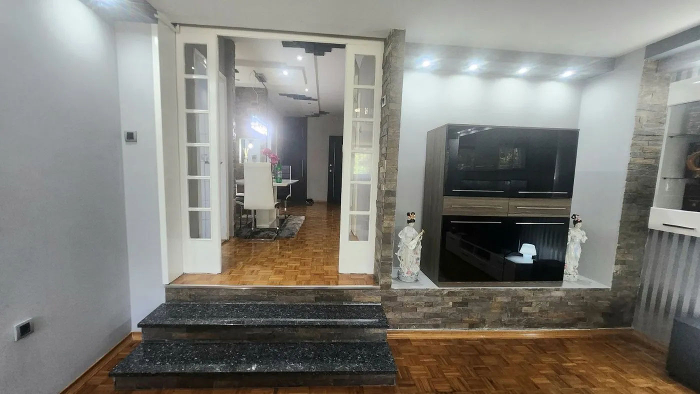 stan na prodaju Novi Sad 89m2 531742