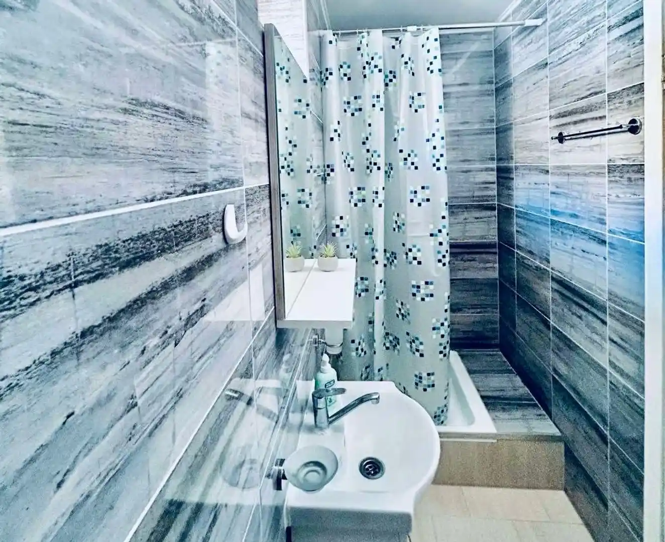 kuca na prodaju Pivnice 151m2 527573